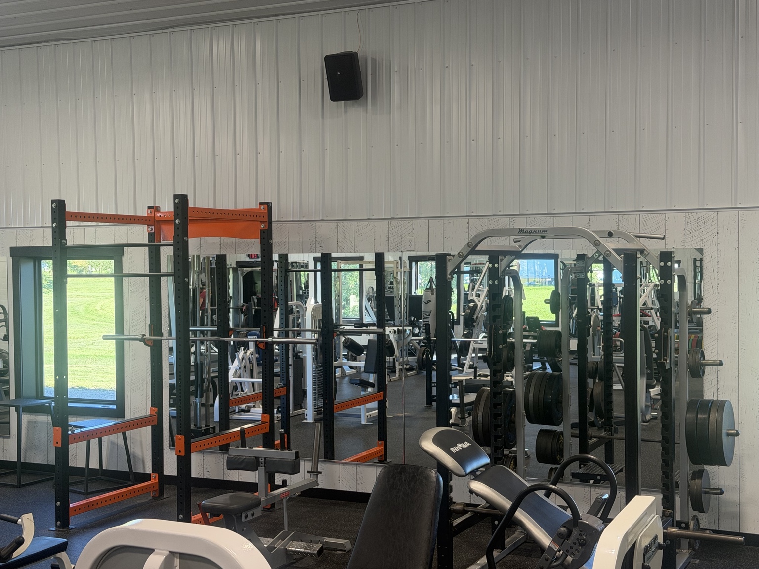 Squat racks and strength equipment